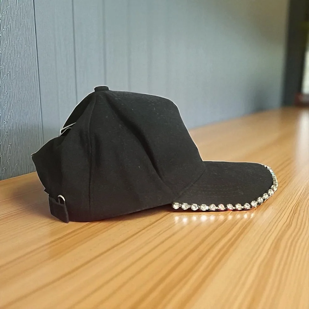 Women Elegant Black Rhinestone Cap